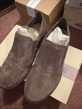 Clarks Men’s Gray Suede Slip-On Loafers